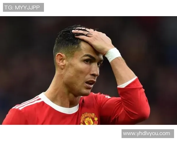 哈登意外邂逅足球巨星两位运动员的精彩瞬间引发球迷热议